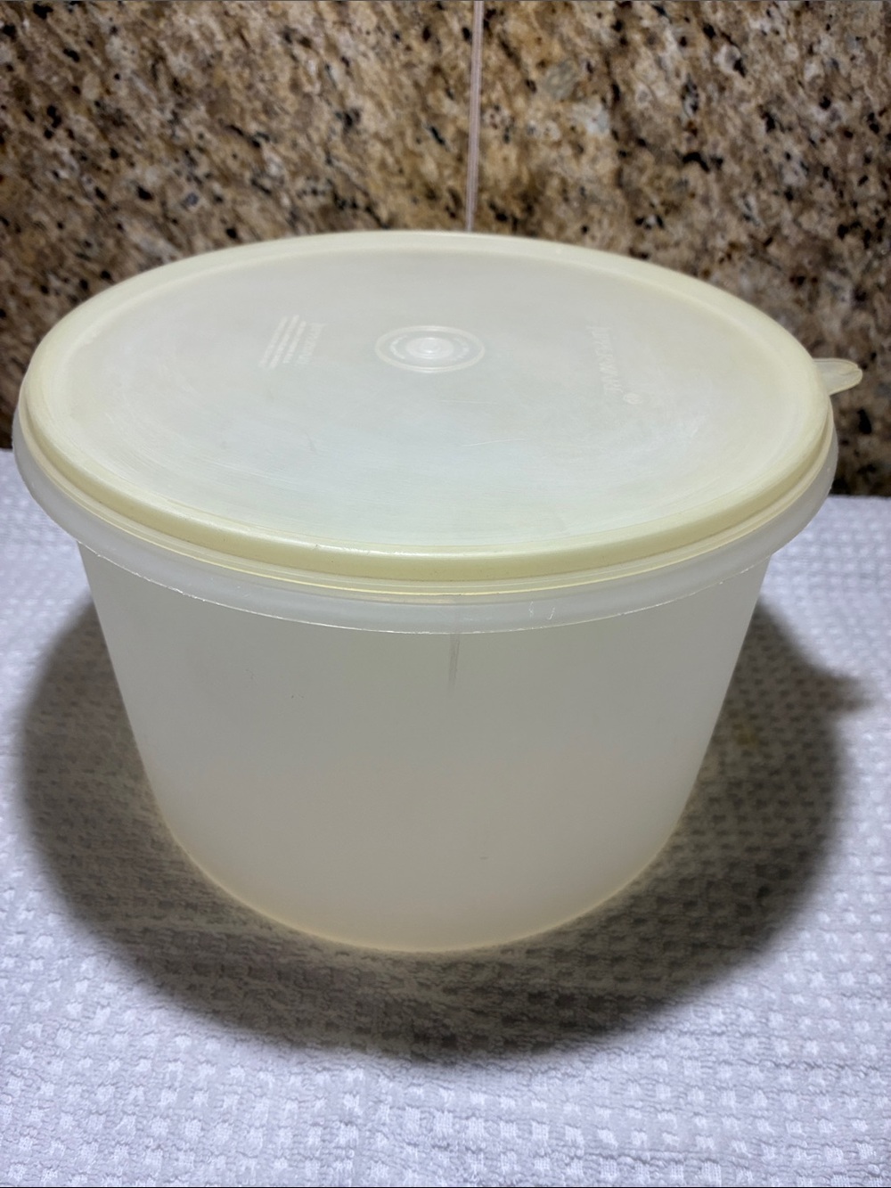 Tupperware Bundle - Picture 2 of 8